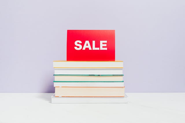 Saving Money Tips for College Students