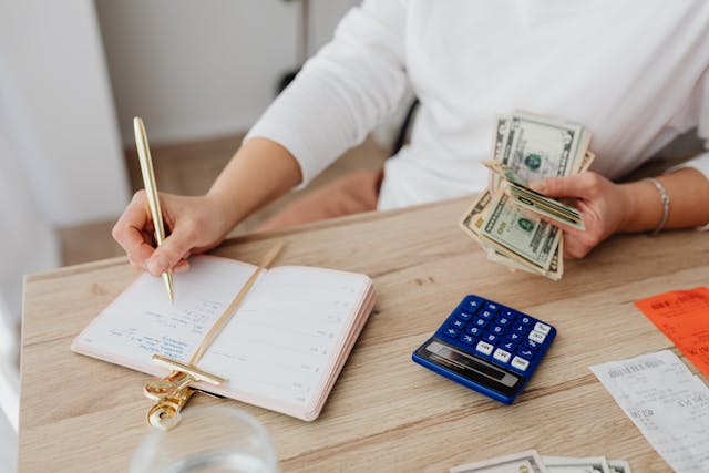 Money in Control: Best Apps to Track Your Expenses